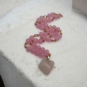 Handmade Elegant Pink rose quartz Beaded Necklace